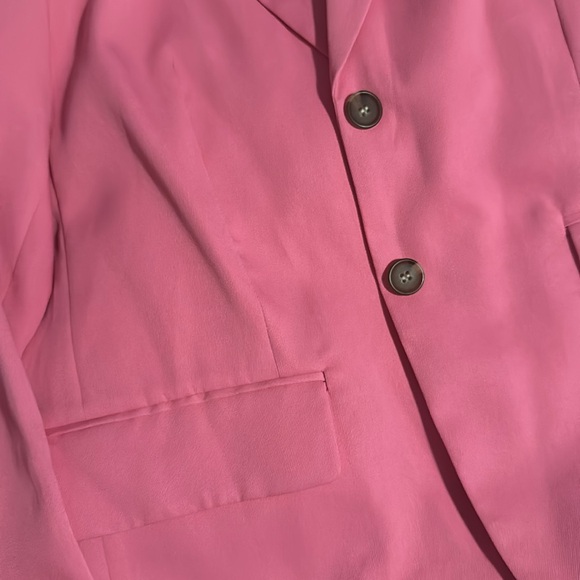 New H&M blazer - Picture 7 of 7